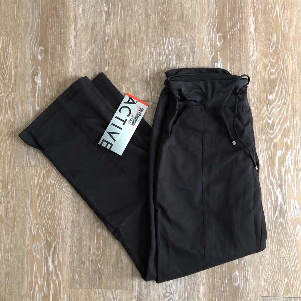 Grey’s Brand Yoga Style Scrub Bottoms